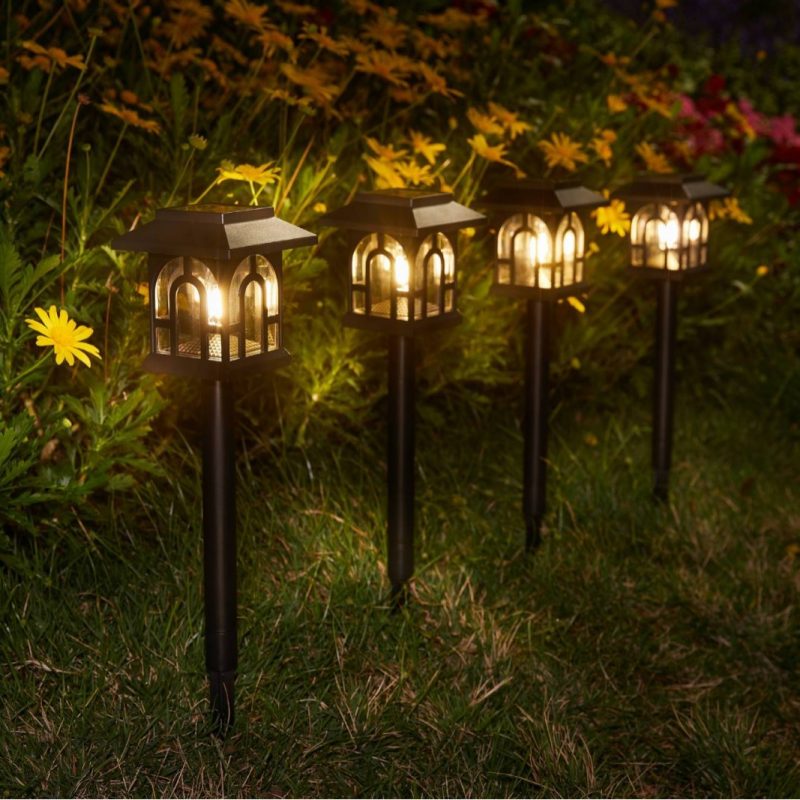 Solar Outdoor Waterproof Mini House Garden Light Cross-border Villa Landscape Decoration Stake Light for Yard Patio Courtyard