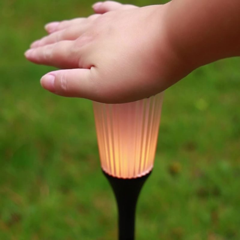 Solar-Powered Lawn Flame Light Outdoor Garden Yard Lamp with Tilted Solar Panel Ground-Stake Decorative Landscape Lighting