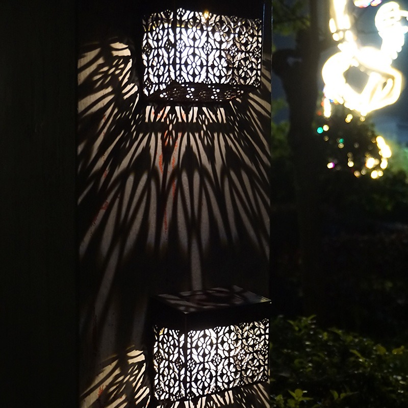 New Solar Hollow Wall Lamp Outdoor Courtyard Villa Garden Fence Decorative Light