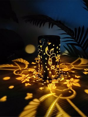 Solar-Powered Wind Chime Butterfly Lantern Outdoor Garden Decor with Waterproof Design Creative Projection Lighting