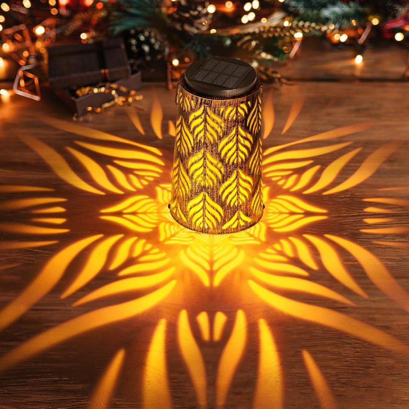 Solar Hanging Lantern Outdoor Courtyard Light Landscape Balcony Home Decorative Garden Retro Iron Lantern