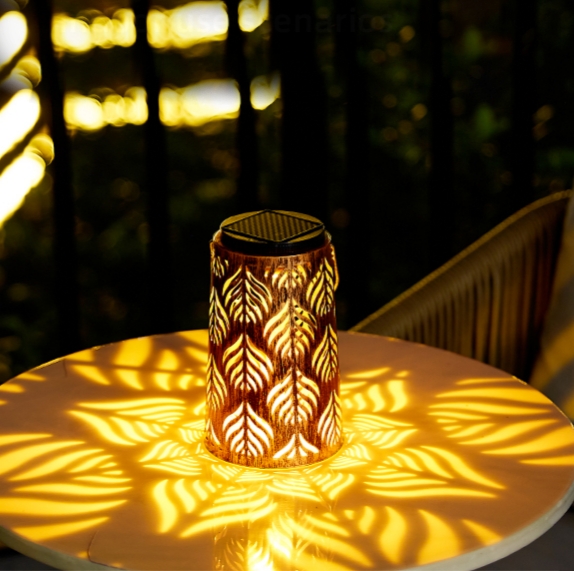 Solar Hanging Lantern Outdoor Courtyard Light Landscape Balcony Home Decorative Garden Retro Iron Lantern